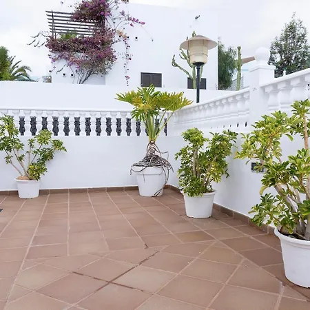 Eris Villa